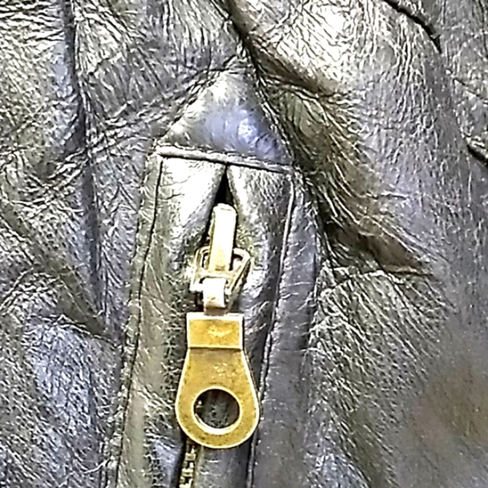 100 % Leather Jacket! - image 6